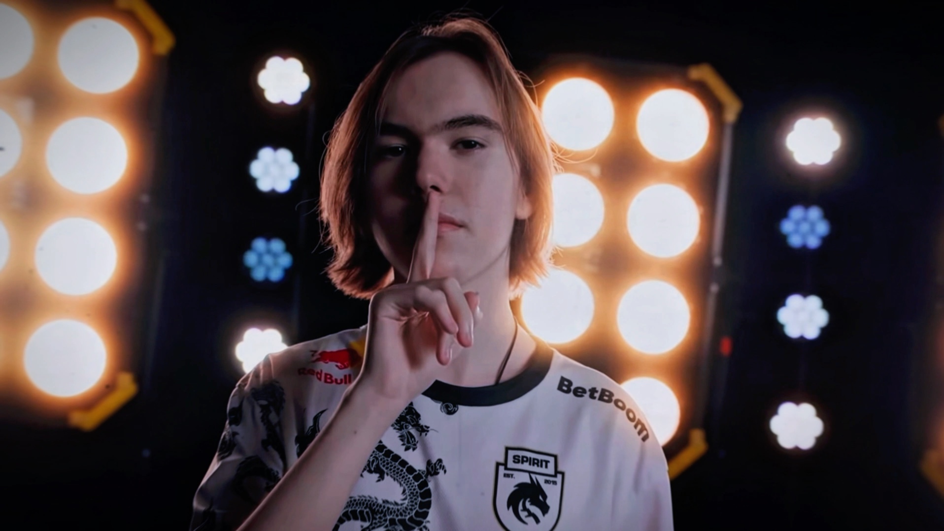 再见了，所有的CSGO 迎接CS2的新时代吧！